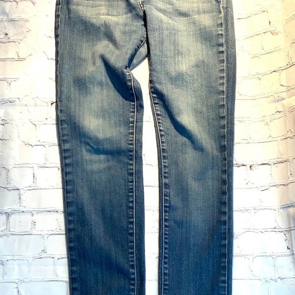 Kut from the Kloth distressed wash Skinny Jeans 8 - Picture 6 of 7